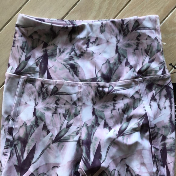 NWT Kyodan print high waist leggings - Picture 9 of 14